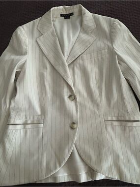 Theory White blazer with purple pinstripes. GUC. size 12 but fits closer to 10.